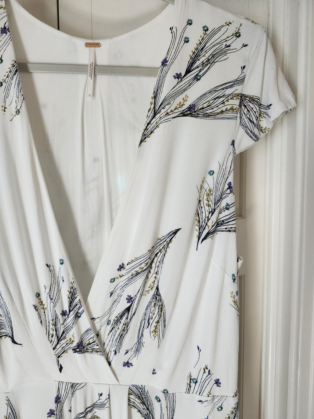 Free People White Maxi Dress with Blue and Gold Botanical Print - Picture 2 of 5